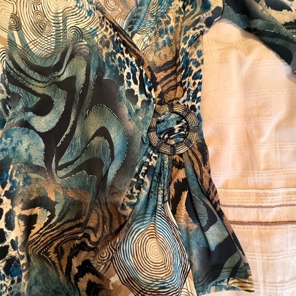 Frank Lyman top Teal beige and black - Picture 2 of 6